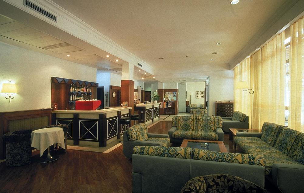 Hotel Lido Passignano sul Trasimeno Exteriör bild