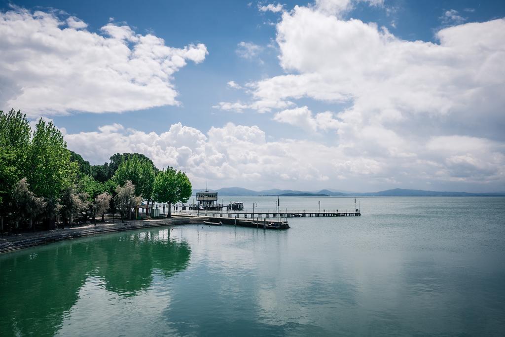 Hotel Lido Passignano sul Trasimeno Exteriör bild